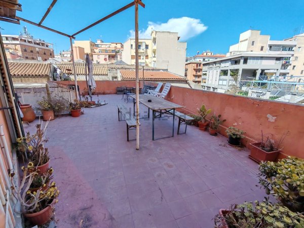 appartamento in vendita a Cagliari in zona Villanova