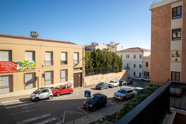 appartamento in vendita a Cagliari in zona Villanova