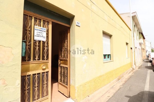 casa indipendente in vendita a Cagliari in zona Pirri