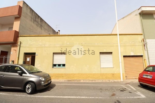 casa indipendente in vendita a Cagliari in zona Pirri
