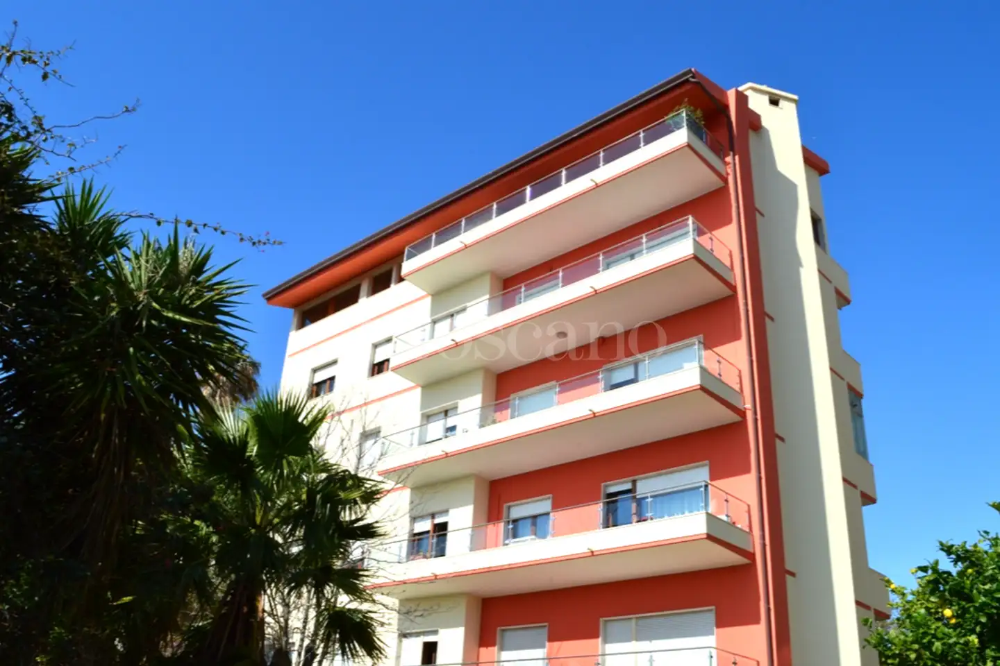 appartamento in vendita a Cagliari in zona Bonaria