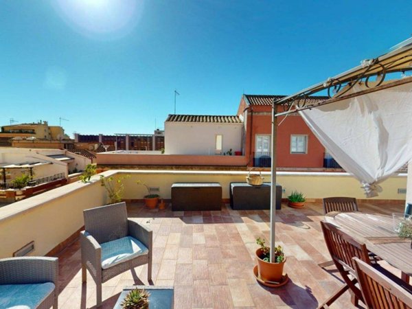 appartamento in vendita a Cagliari in zona Marina