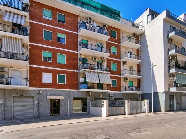 appartamento in vendita a Cagliari in zona Is Mirrionis/San Michele