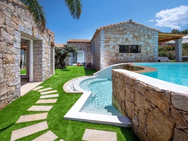 casa indipendente in vendita a Cagliari