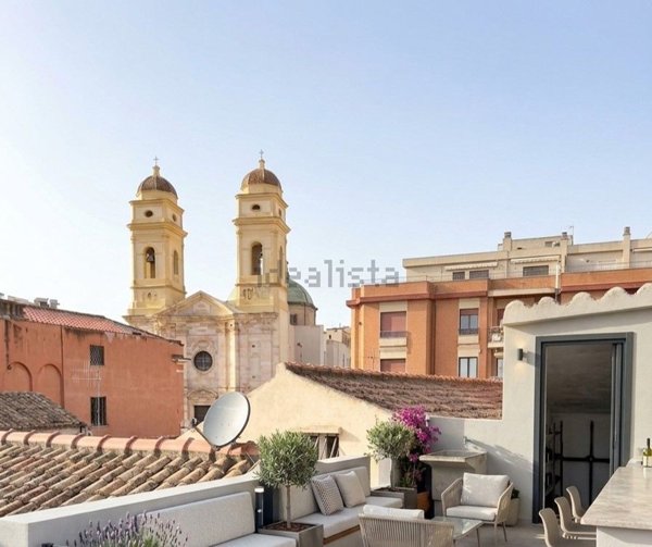appartamento in vendita a Cagliari in zona Stampace/Punici
