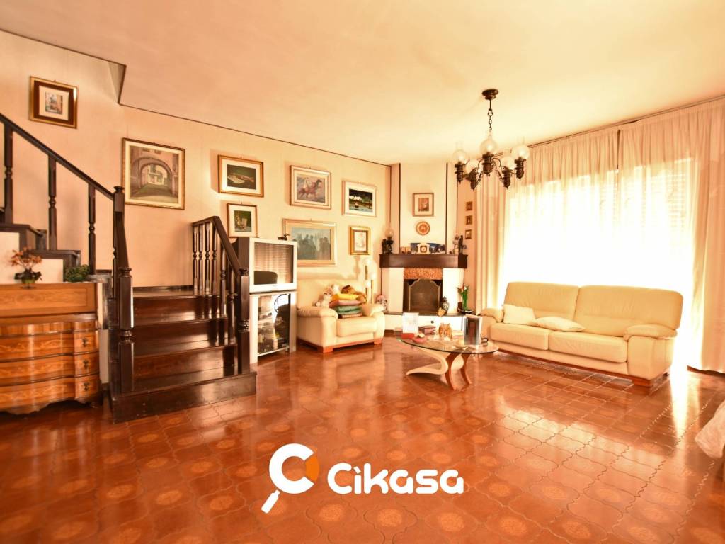 casa indipendente in vendita a Cagliari in zona Pirri