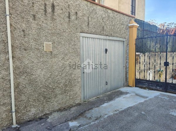 box auto in vendita a Cagliari in zona La Vega