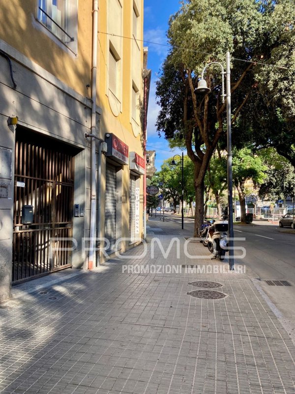 box auto in vendita a Cagliari in zona San Benedetto