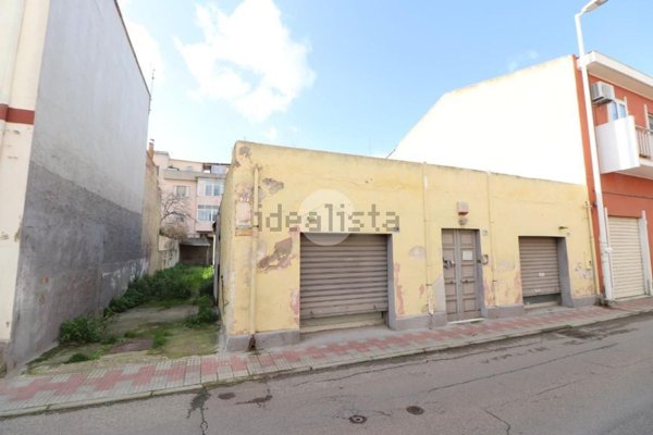 terreno in vendita a Cagliari in zona Pirri