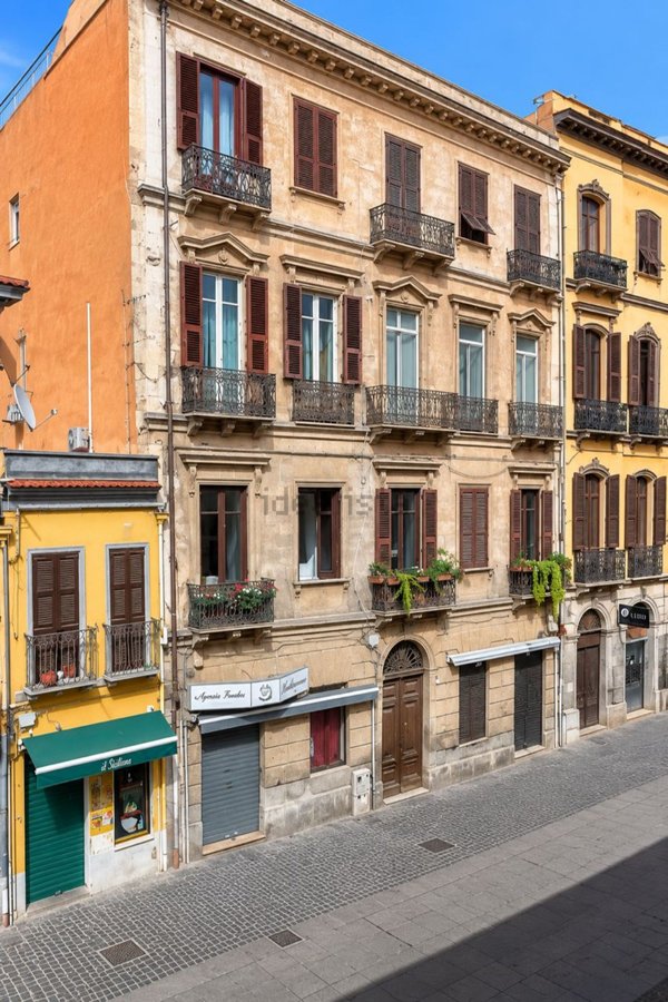appartamento in vendita a Cagliari in zona Stampace/Punici
