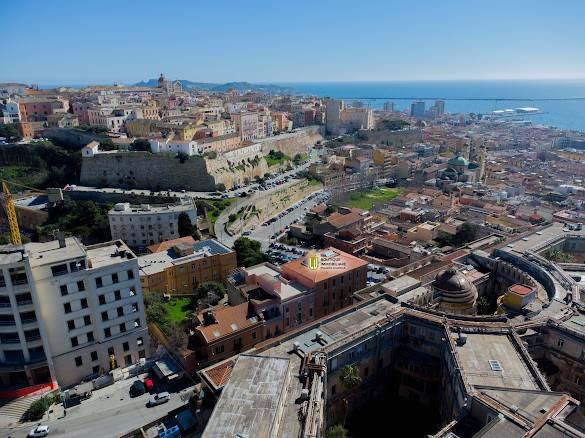 appartamento in vendita a Cagliari in zona Stampace/Punici