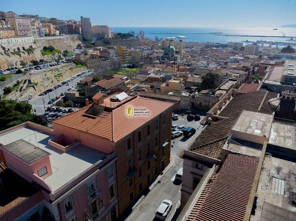 appartamento in vendita a Cagliari in zona Stampace/Punici