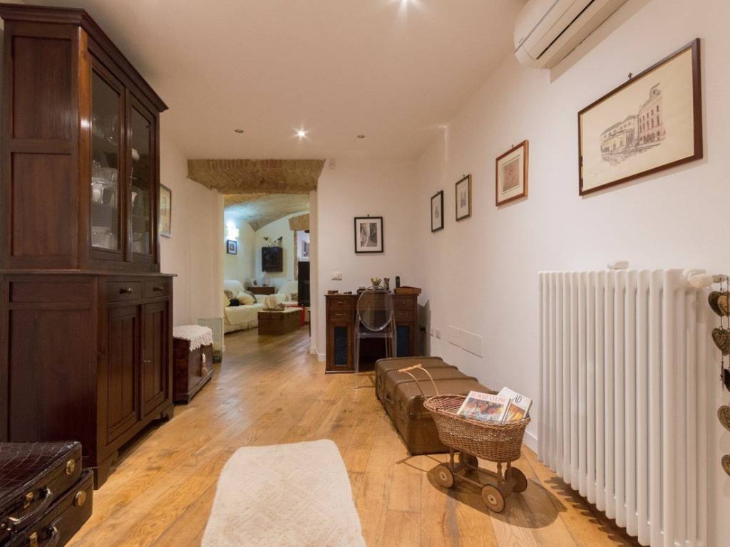 appartamento in vendita a Cagliari in zona Castello