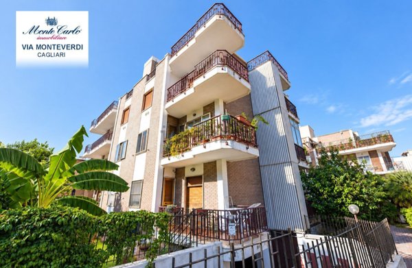 appartamento in vendita a Cagliari in zona Genneruxi