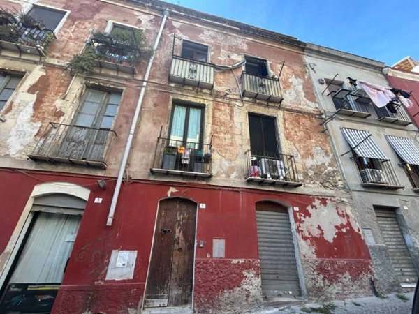 appartamento in vendita a Cagliari in zona Marina