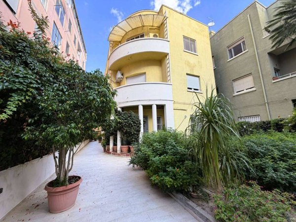 appartamento in vendita a Cagliari in zona San Benedetto