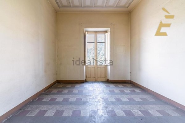 appartamento in vendita a Cagliari in zona Villanova