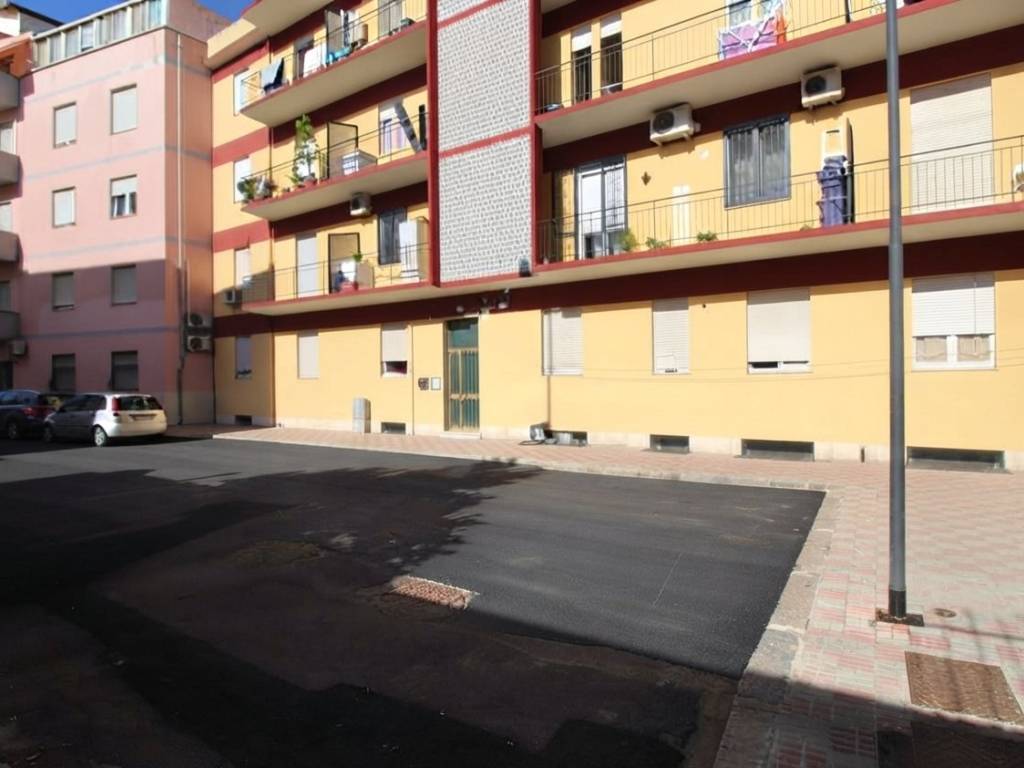 appartamento in vendita a Cagliari in zona Is Mirrionis/San Michele
