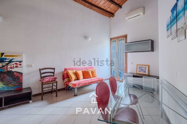 appartamento in vendita a Cagliari in zona Stampace/Punici