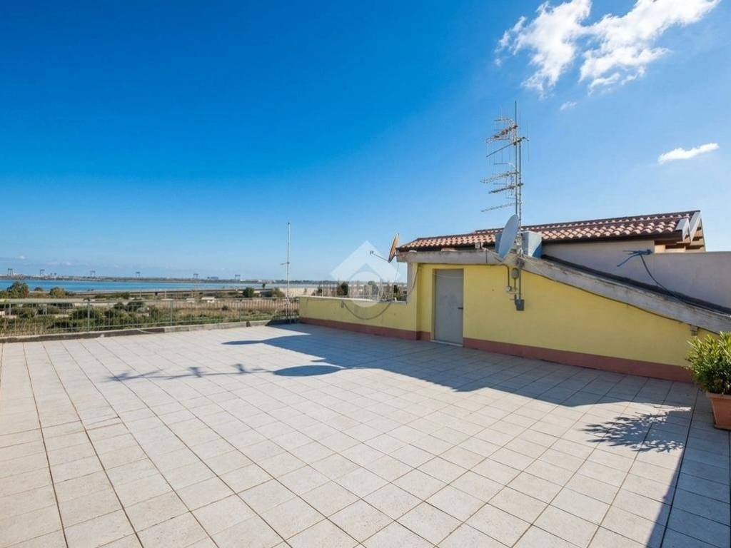 appartamento in vendita a Cagliari in zona Sant'Avendrace