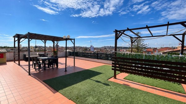 appartamento in vendita a Cagliari in zona Pirri