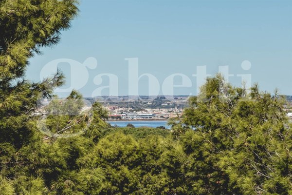 appartamento in vendita a Cagliari in zona Quartiere del Sole / La Palma
