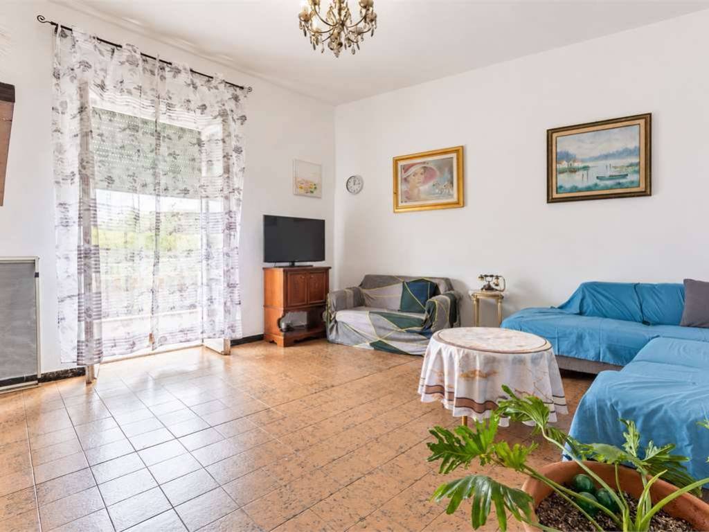 appartamento in vendita a Cagliari in zona Pirri