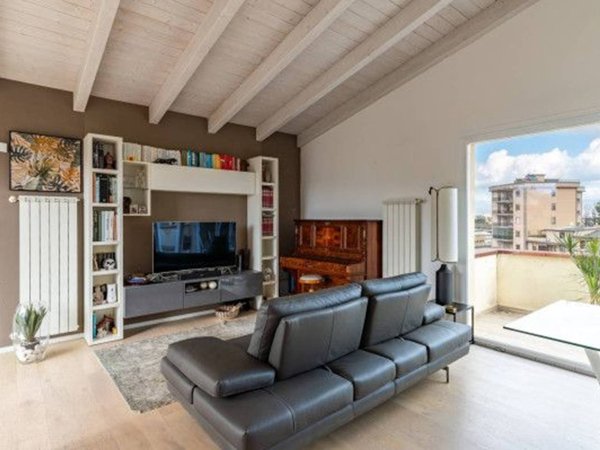 appartamento in vendita a Cagliari in zona Genneruxi