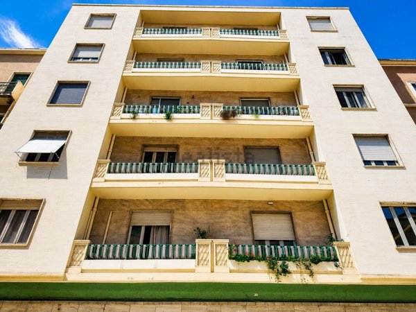 appartamento in vendita a Cagliari in zona Villanova