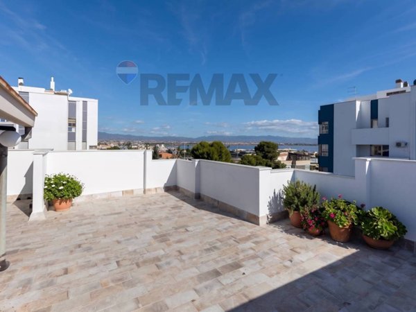 appartamento in vendita a Cagliari in zona Genneruxi