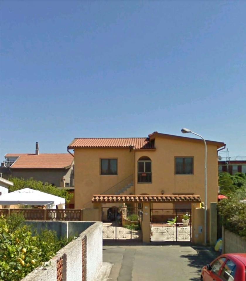 casa indipendente in vendita a Capoterra in zona Frutti D'oro
