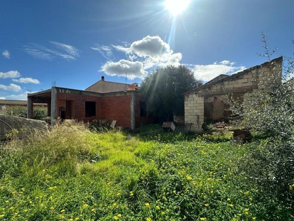 terreno edificabile in vendita a Capoterra