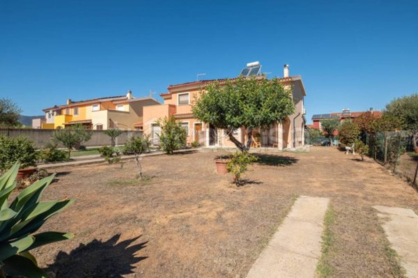 casa indipendente in vendita a Capoterra