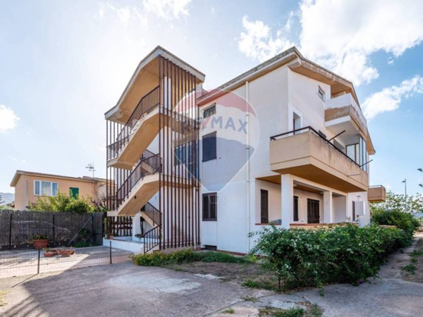 appartamento in vendita a Capoterra in zona Frutti D'oro
