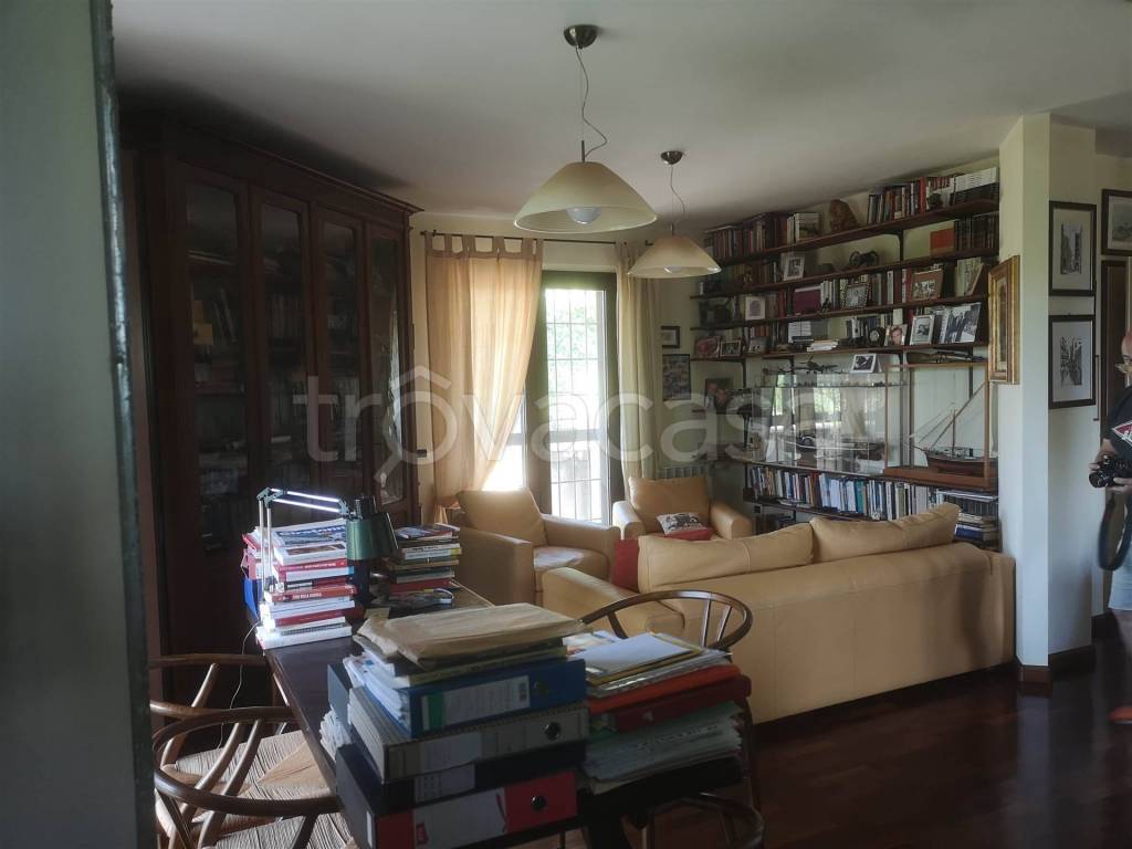 casa indipendente in vendita a Capoterra in zona Poggio dei Pini