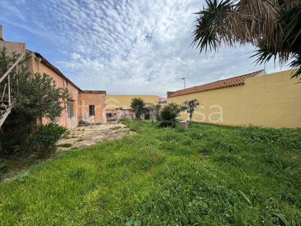 casa indipendente in vendita a Capoterra