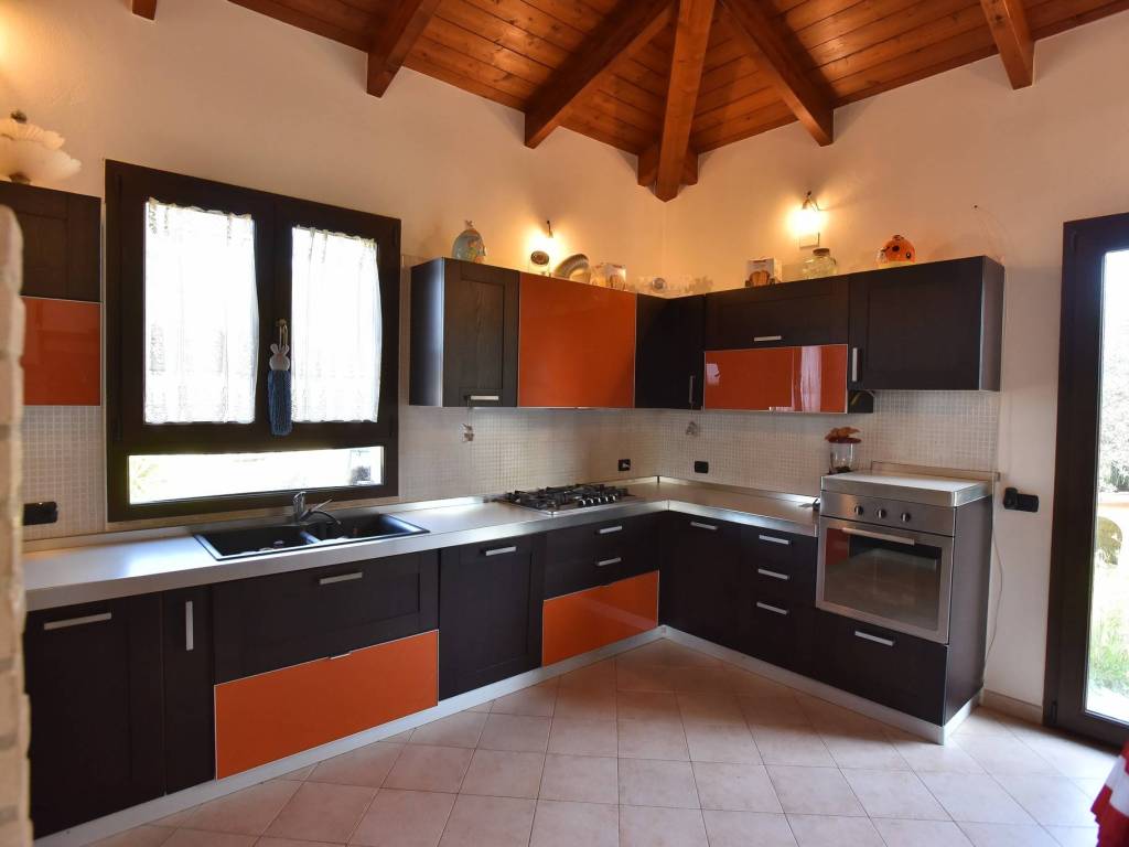 casa indipendente in vendita a Capoterra