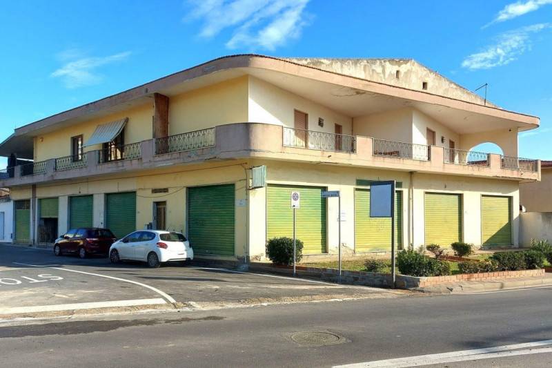 negozio in vendita a Capoterra