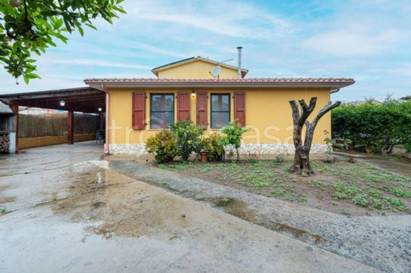 casa indipendente in vendita a Capoterra in zona La Maddalena