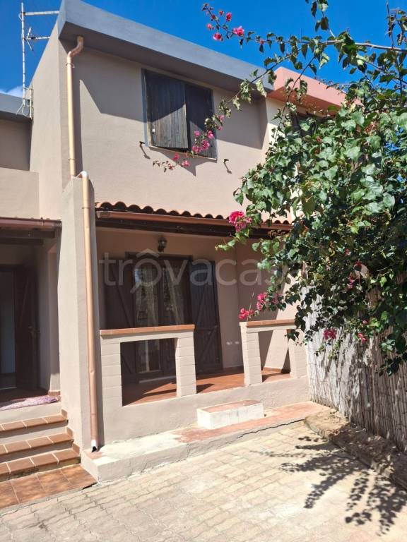 casa indipendente in vendita a Capoterra in zona La Maddalena