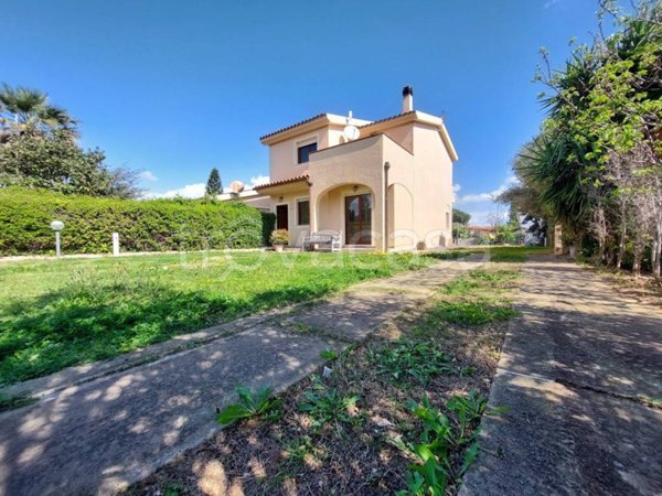 casa indipendente in vendita a Capoterra in zona La Maddalena