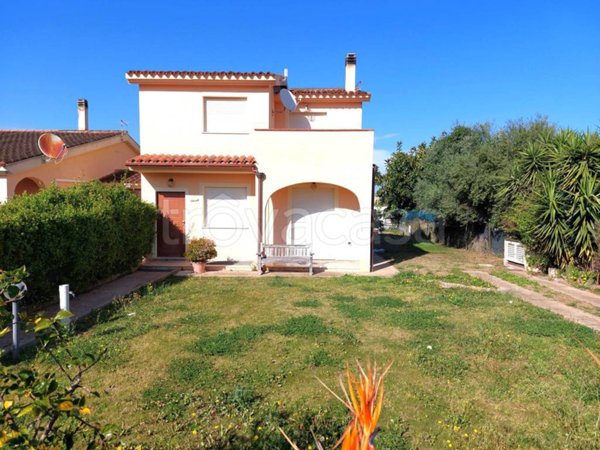 casa indipendente in vendita a Capoterra in zona La Maddalena