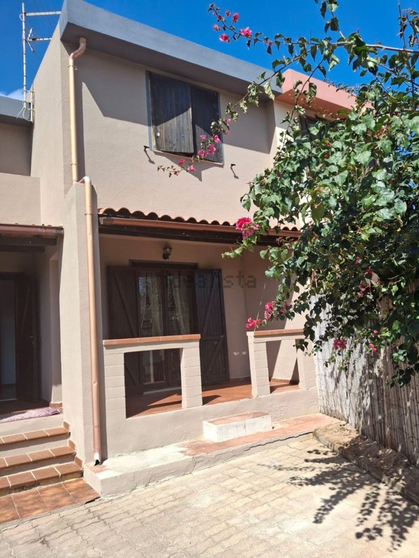 casa indipendente in vendita a Capoterra in zona Torre degli Ulivi