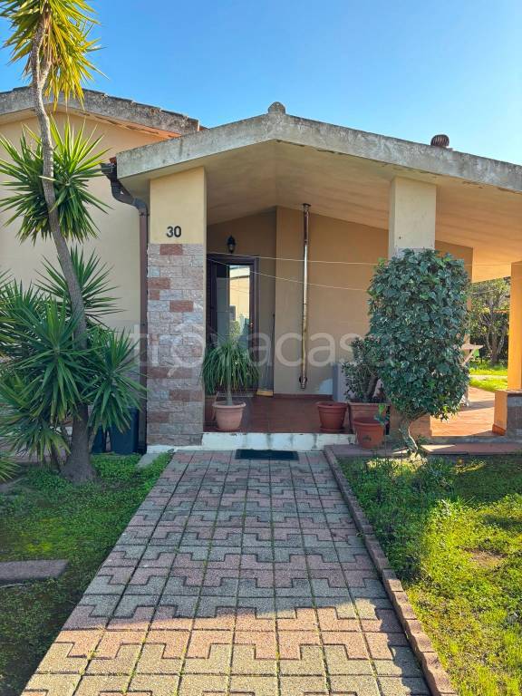 casa indipendente in vendita a Capoterra in zona Poggio dei Pini