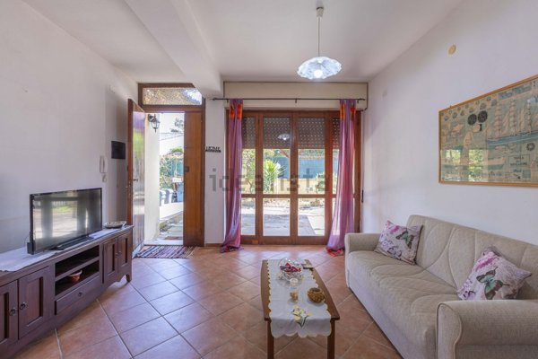 appartamento in vendita a Capoterra in zona La Maddalena