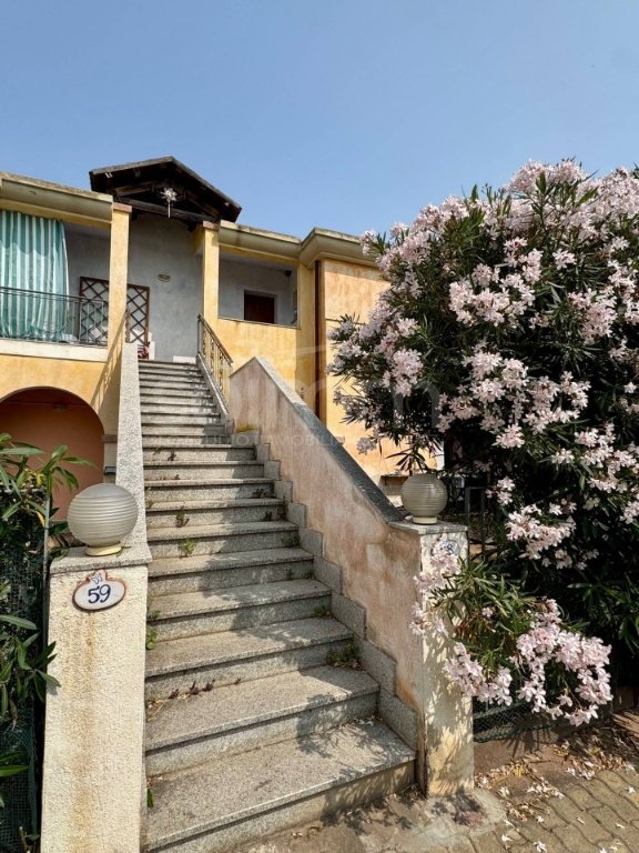 appartamento in vendita a Capoterra in zona Torre degli Ulivi