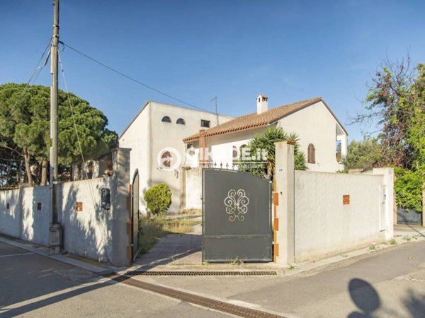 casa indipendente in vendita a Capoterra in zona La Maddalena