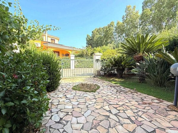 casa indipendente in vendita a Capoterra in zona La Maddalena