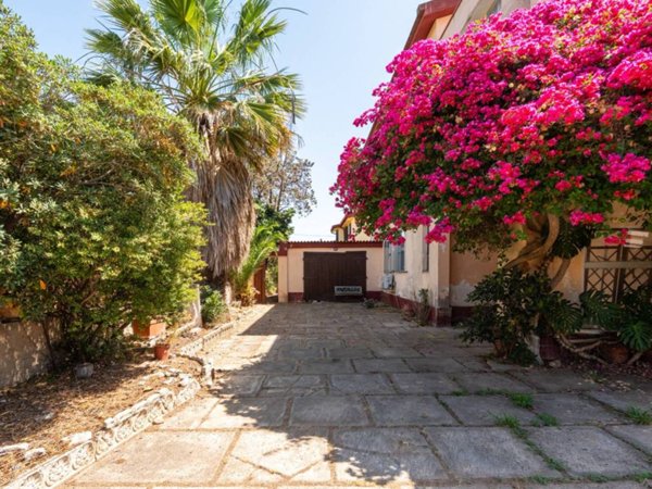 appartamento in vendita a Capoterra in zona La Maddalena