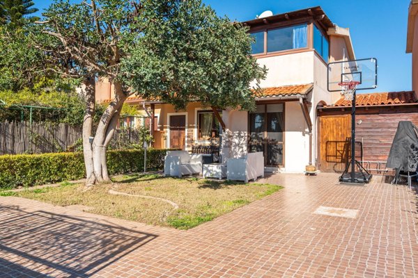 casa indipendente in vendita a Capoterra